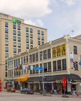 Holiday Inn Express & Suites North Shore