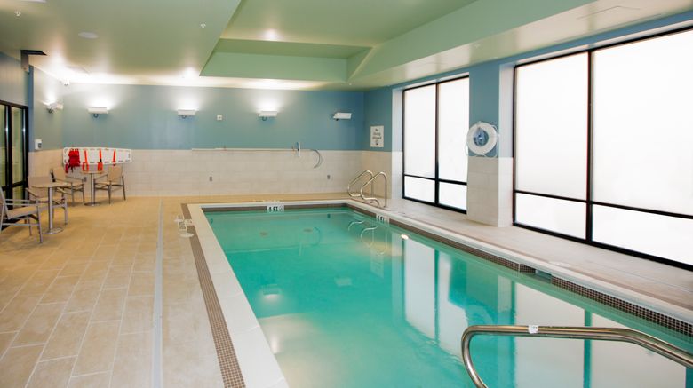 <b>Holiday Inn Express & Suites North Shore Pool</b>. Images powered by <a href="https://www.leonardoworldwide.com/" title="Leonardo Worldwide" target="_blank">Leonardo</a>.