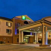 Holiday Inn Express & Suites Sylacauga