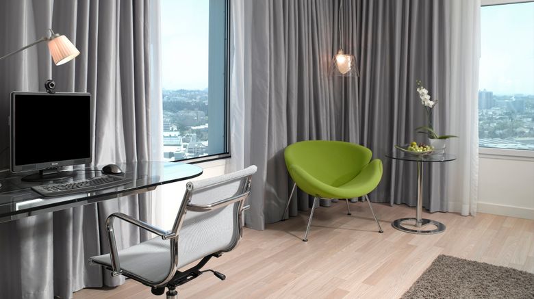 <b>Crowne Plaza Hotel City Center Room</b>. Images powered by <a href="https://www.leonardoworldwide.com/" title="Leonardo Worldwide" target="_blank">Leonardo</a>.