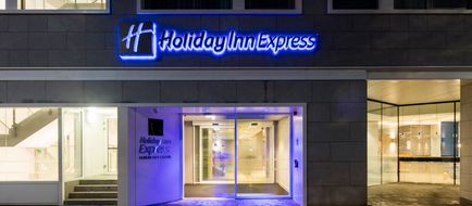 Holiday Inn Express Dublin City Centre Exterior