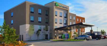 Holiday Inn Express/Stes City Mid-Arpt Exterior