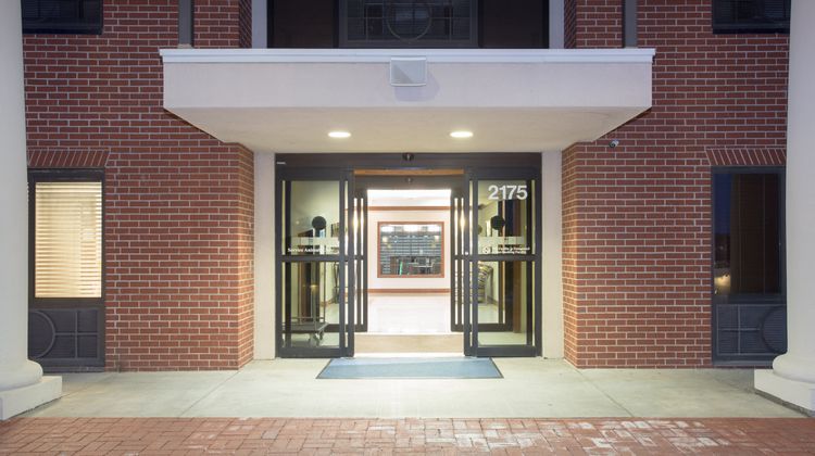 Holiday Inn Express Exterior