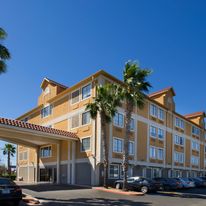 Holiday Inn Express Downtown Market Area