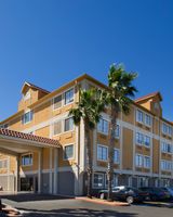 Holiday Inn Express Downtown Market Area