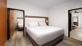 Holiday Inn Express Downtown Market Area Room