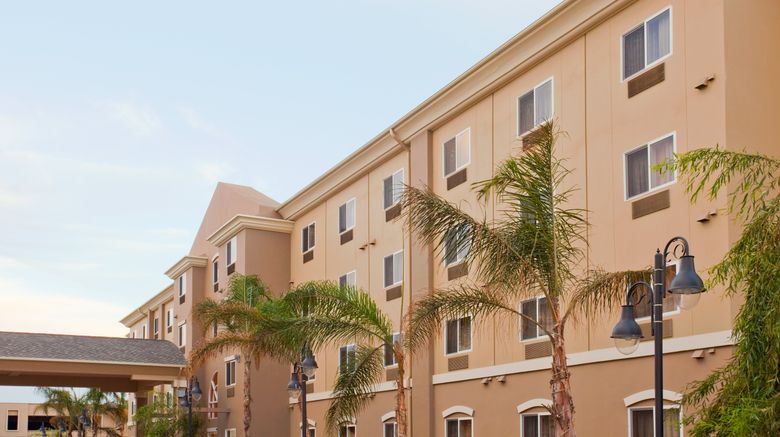 <b>Holiday Inn Express & Suites Los Angeles Exterior</b>. Images powered by <a href="https://www.leonardoworldwide.com/" title="Leonardo Worldwide" target="_blank">Leonardo</a>.