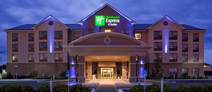 Holiday Inn Express Hotel and Suites Exterior