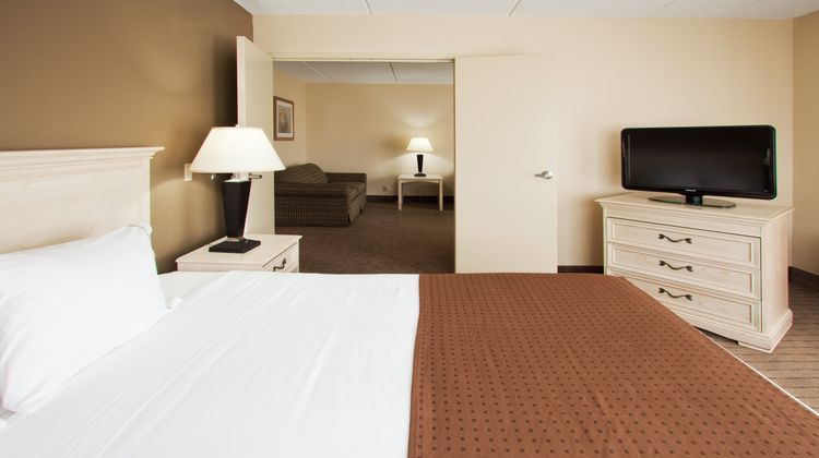 Holiday Inn Express North Palm Beach Suite