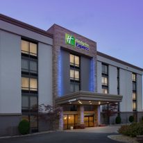 Holiday Inn Express Boston North-Woburn