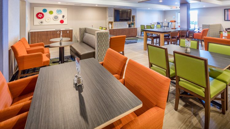 Holiday Inn Express Hotel & Suites Restaurant