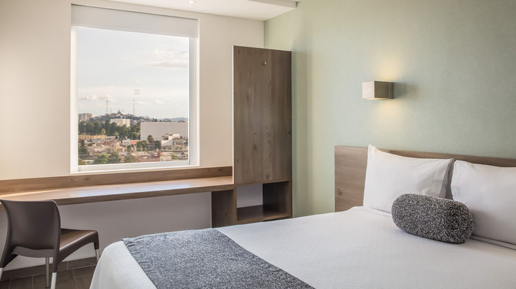 One Puebla Serdan Room