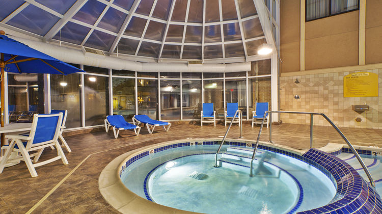 Holiday Inn Express Hotel & Suites Spa