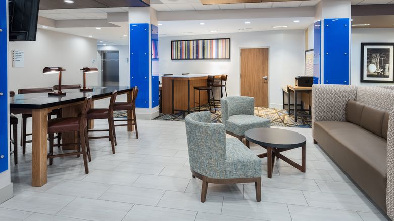 <b>Holiday Inn Express & Stes Missouri City Lobby</b>. Images powered by <a href="https://www.leonardoworldwide.com/" title="Leonardo Worldwide" target="_blank">Leonardo</a>.