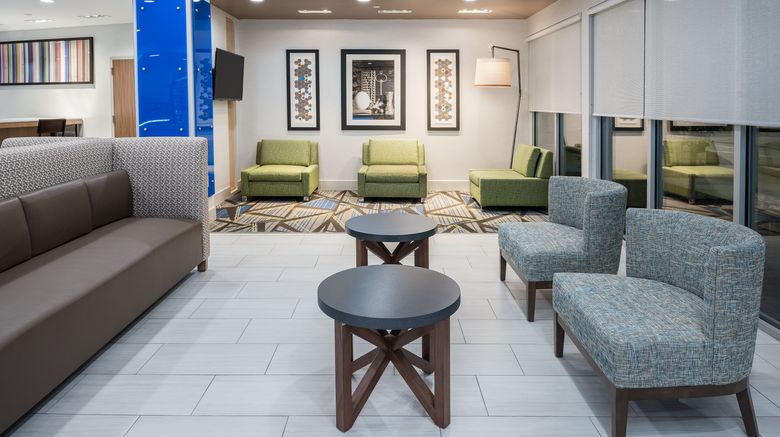 <b>Holiday Inn Express & Stes Missouri City Lobby</b>. Images powered by <a href="https://www.leonardoworldwide.com/" title="Leonardo Worldwide" target="_blank">Leonardo</a>.