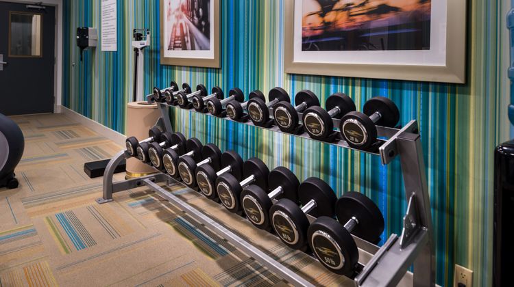 Holiday Inn Express Hotel & Suites Health Club