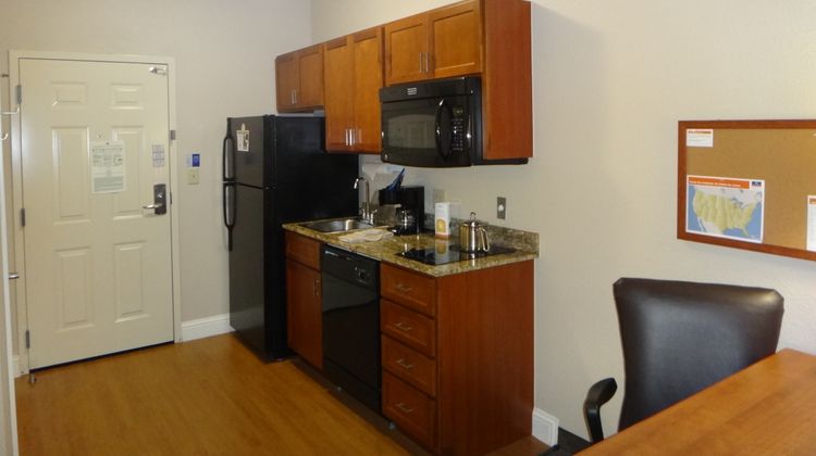 Candlewood Suites Decatur Medical Ctr Room