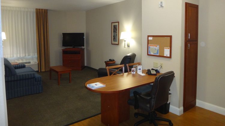 Candlewood Suites Decatur Medical Ctr Room