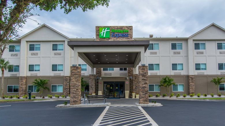 <b>Holiday Inn Express Naples South Exterior</b>. Images powered by <a href="https://www.leonardoworldwide.com/" title="Leonardo Worldwide" target="_blank">Leonardo</a>.