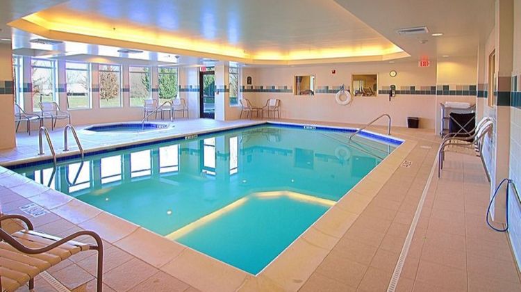 Holiday Inn Express Hotel & Suites Pool