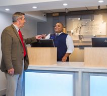 Holiday Inn Express Hotel & Suites Lobby