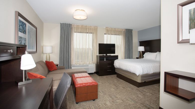 <b>Staybridge Suites Highlands Ranch Suite</b>. Images powered by <a href="https://www.leonardoworldwide.com/" title="Leonardo Worldwide" target="_blank">Leonardo</a>.