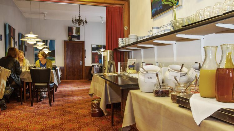 Palads Hotel Restaurant