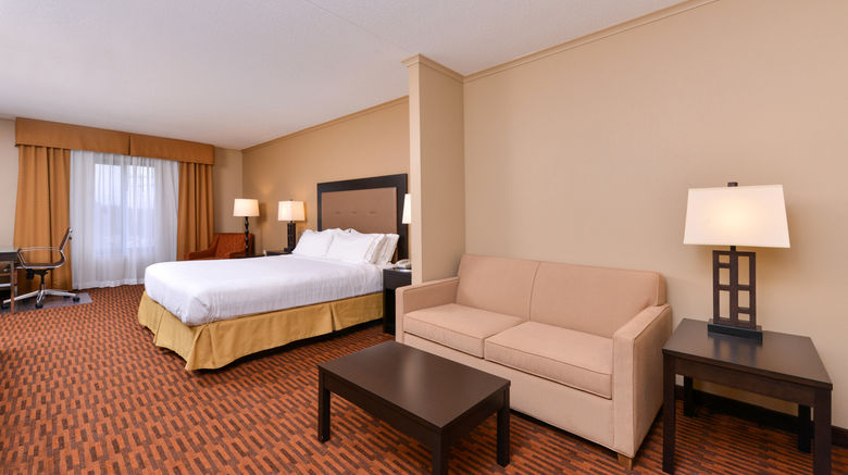 <b>Holiday Inn Express Suite</b>. Images powered by <a href="https://www.leonardoworldwide.com/" title="Leonardo Worldwide" target="_blank">Leonardo</a>.