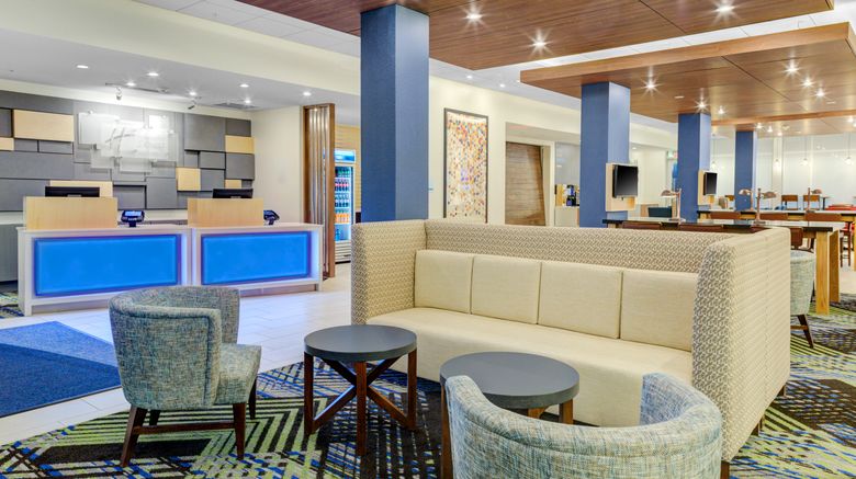 <b>Holiday Inn Express & Suites King George Lobby</b>. Images powered by <a href="https://www.leonardoworldwide.com/" title="Leonardo Worldwide" target="_blank">Leonardo</a>.