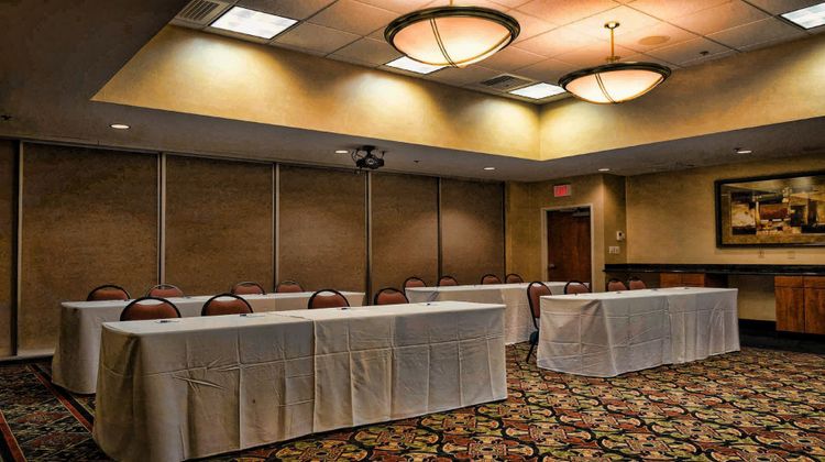Holiday Inn Express La Plata Meeting