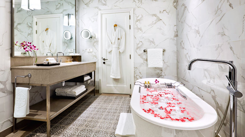 <b>Taj  Connemara Room</b>. Images powered by <a href="https://www.leonardoworldwide.com/" title="Leonardo Worldwide" target="_blank">Leonardo</a>.