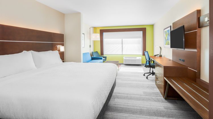 Holiday Inn Express & Suites Union Gap Suite