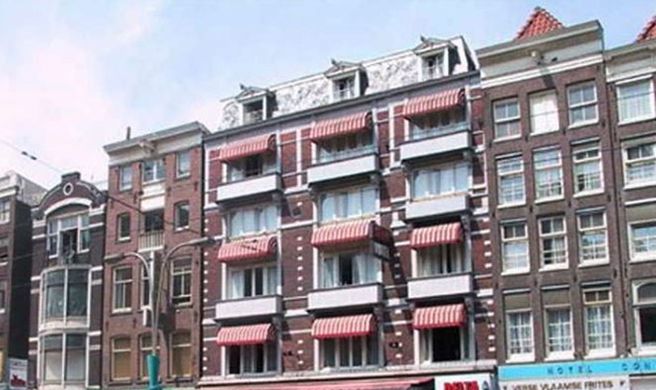 Delta Hotel Exterior