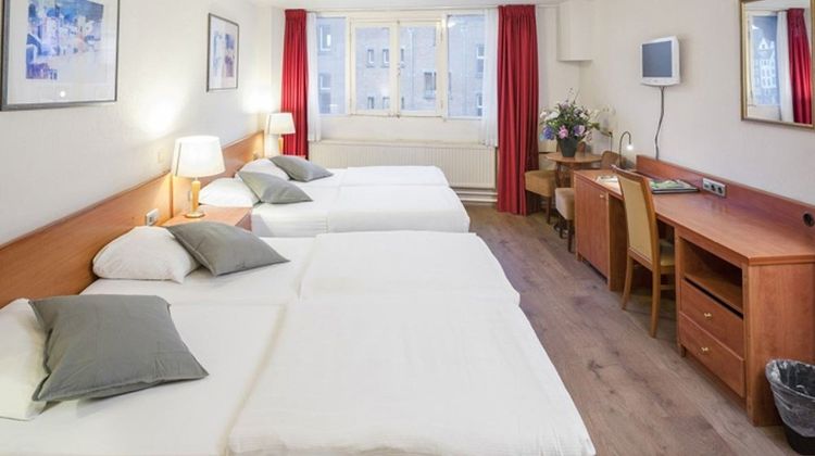 Delta Hotel Room