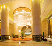 Crowne Plaza Yichang Lobby