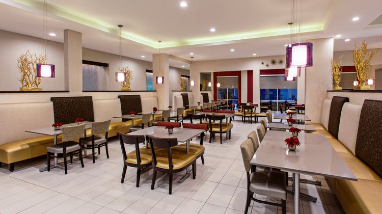 Holiday Inn Express & Suites, Anaheim Restaurant