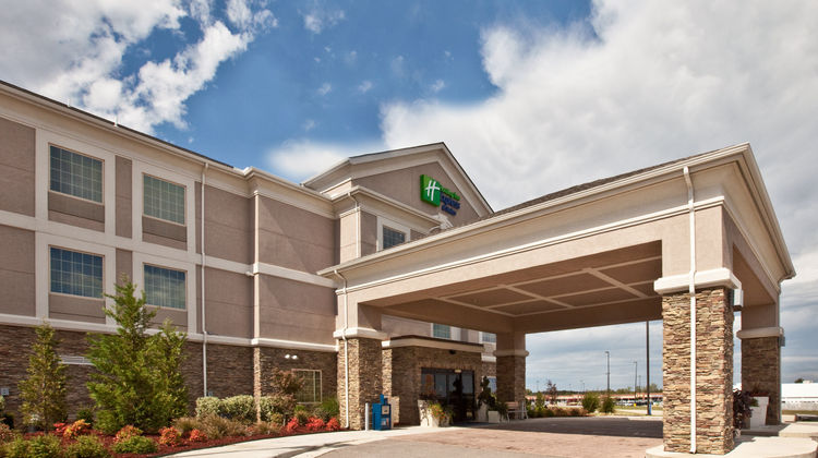 Holiday Inn Express Hotel Exterior