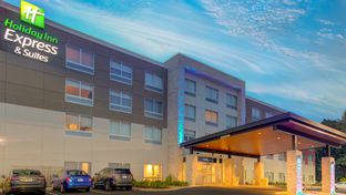 Holiday Inn Express & Suites King George