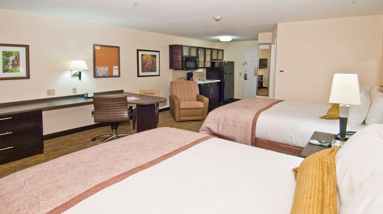 Candlewood Suites Tupelo North Suite