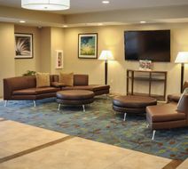 Candlewood Suites Pearl Lobby