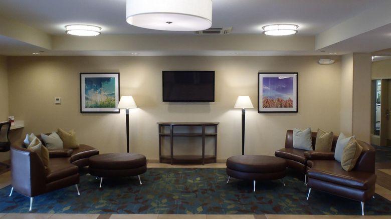 <b>Candlewood Suites Pearl Lobby</b>. Images powered by <a href="https://www.leonardoworldwide.com/" title="Leonardo Worldwide" target="_blank">Leonardo</a>.