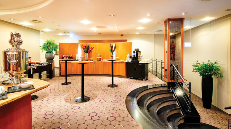 <b>Leonardo Hotel Mannheim City Center Meeting</b>. Images powered by <a href="https://www.leonardoworldwide.com/" title="Leonardo Worldwide" target="_blank">Leonardo</a>.