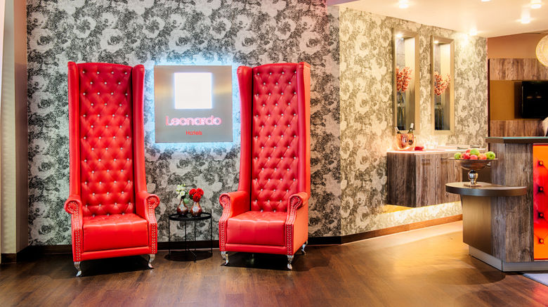 <b>Leonardo Hotel Mannheim-Ladenburg Lobby</b>. Images powered by <a href="https://www.leonardoworldwide.com/" title="Leonardo Worldwide" target="_blank">Leonardo</a>.