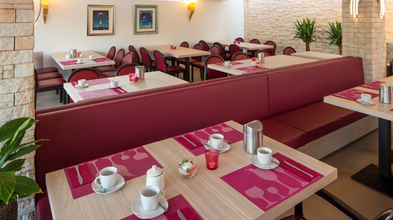 <b>Hotel Campione Ticino Restaurant</b>. Images powered by <a href="https://www.leonardoworldwide.com/" title="Leonardo Worldwide" target="_blank">Leonardo</a>.