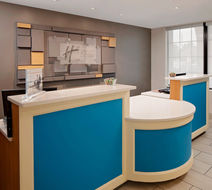 Holiday Inn Express Lobby
