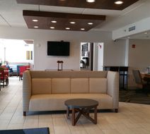 Holiday Inn Express Lobby