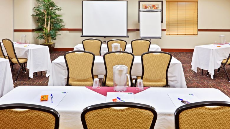 <b>Holiday Inn Express & Suites Chehalis Meeting</b>. Images powered by <a href="https://www.leonardoworldwide.com/" title="Leonardo Worldwide" target="_blank">Leonardo</a>.