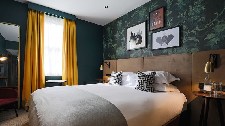 <b>Hotel du Vin Stratford-upon-Avon Room</b>. Images powered by <a href="https://www.leonardoworldwide.com/" title="Leonardo Worldwide" target="_blank">Leonardo</a>.