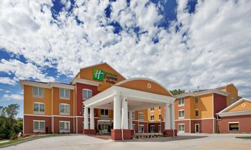 Holiday Inn Express & Suites Kansas City