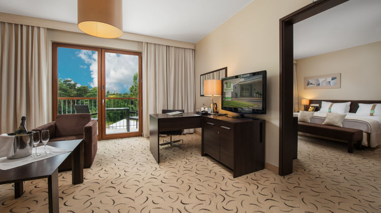 Holiday Inn Suite